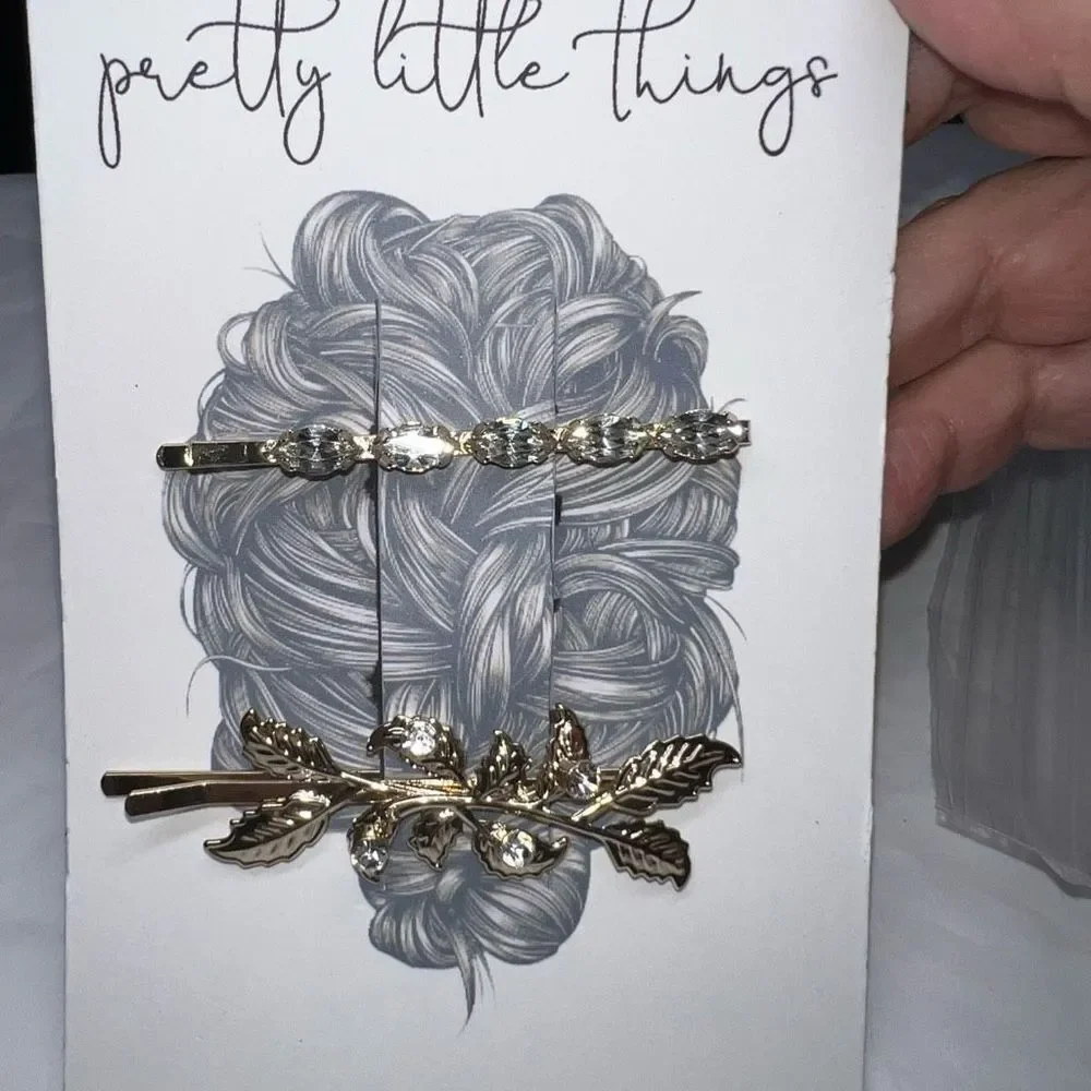 Pretty Little Things Rhinestone Hair‎ Pin Set